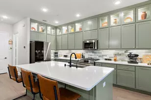 1888 Melinda Ln, Farmers Branch, TX 75234 - Photo 11