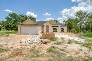 320 Rita Rdg Ct, Millsap, TX 76066 - Photo 3