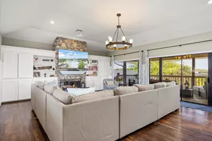 3901 Crescent Dr, Granbury, TX 76049 - Photo 21