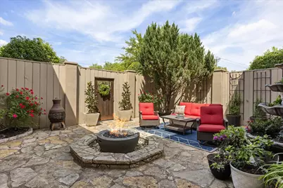 3901 Crescent Drive, Granbury, TX 76049 - Photo 9