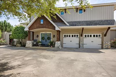 3901 Crescent Drive, Granbury, TX 76049 - Photo 3