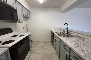 9813 Walnut St, Dallas, TX 75243 - Photo 5