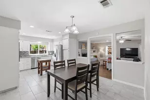 2413 Meadow Vw, Bedford, TX 76021 - Photo 15