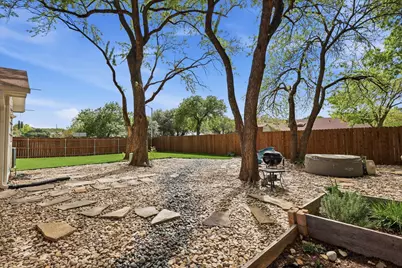 2413 Meadow View, Bedford, TX 76021 - Photo 31