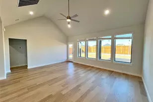 900 Airbender Dr, Princeton, TX 75407 - Photo 9