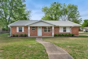 146 Bob White Rd, Denison, TX 75020 - Photo 1