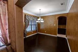 2931 Bandera, Grand Prairie, TX 75054 - Photo 5