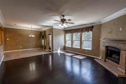 2931 Bandera, Grand Prairie, TX 75054 - Photo 7