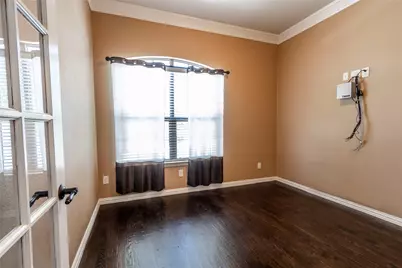 2931 Bandera, Grand Prairie, TX 75054 - Photo 25