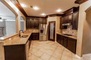 2931 Bandera, Grand Prairie, TX 75054 - Photo 11