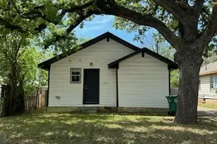 313 N Wood St, Denton, TX 76209 - Photo 1