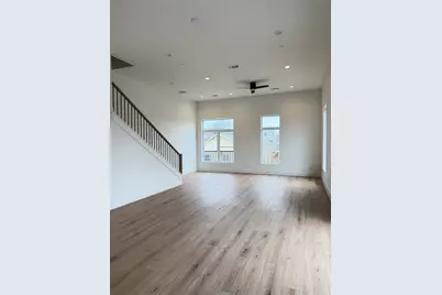 2203 Hondo Avenue #203, Dallas, TX 75219 - Photo 5