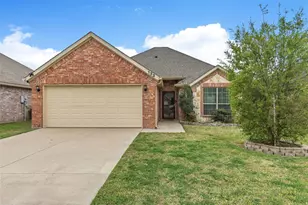 133 Cherokee St, Greenville, TX 75402 - Photo 3