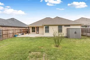 133 Cherokee St, Greenville, TX 75402 - Photo 27