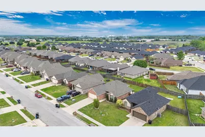 133 Cherokee Street, Greenville, TX 75402 - Photo 5