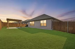 544 Hickory Rdg Dr, Van Alstyne, TX 75495 - Photo 25