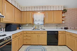 704 Abney St, Whitesboro, TX 76273 - Photo 11