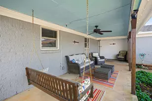 201 Olive St, Hurst, TX 76053 - Photo 9