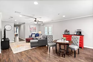 201 Olive St, Hurst, TX 76053 - Photo 11