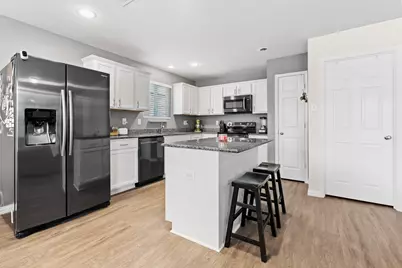 9937 Amosite Drive, Fort Worth, TX 76131 - Photo 11