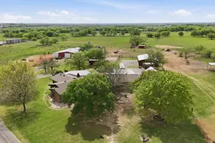 10965 Swafford Rd, Justin, TX 76247 - Photo 25