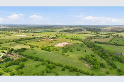 10965 Swafford Road, Justin, TX 76247 - Photo 19