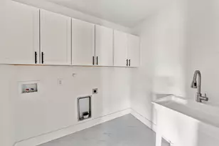 4435 Flo Ave, Cockrell Hill, TX 75211 - Photo 9