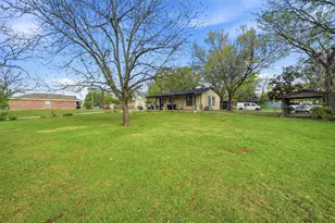 600 E South St, Whitesboro, TX 76273 - Photo 23