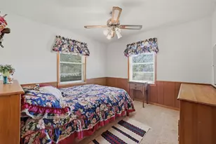 619 W Hayes St, Savoy, TX 75479 - Photo 23