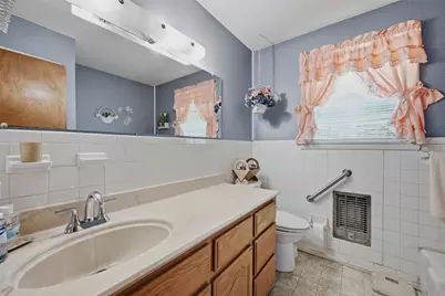 619 W Hayes Street, Savoy, TX 75479 - Photo 21