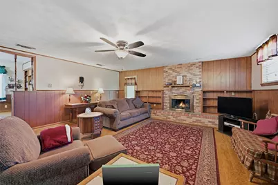 619 W Hayes Street, Savoy, TX 75479 - Photo 5