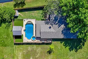 439 S Snyder Ave, Justin, TX 76247 - Photo 31