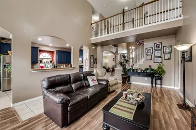 6329 Redeagle Creek Drive, Fort Worth, TX 76179 - Photo 9