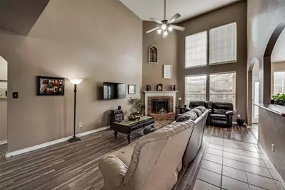 6329 Redeagle Creek Drive, Fort Worth, TX 76179 - Photo 11