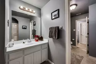 6329 Redeagle Creek Dr, Fort Worth, TX 76179 - Photo 23