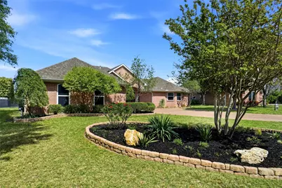 7304 Bishop Court, Fort Worth, TX 76179 - Photo 3