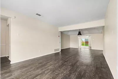 4402 Sweetbriar Drive, Garland, TX 75042 - Photo 5