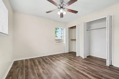 4402 Sweetbriar Drive, Garland, TX 75042 - Photo 21