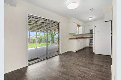 4402 Sweetbriar Drive, Garland, TX 75042 - Photo 7