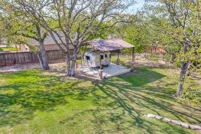2113 Woodland Hills Lane, Weatherford, TX 76087 - Photo 33