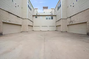 1207 Beaconsfield Lane, Arlington, TX 76011 - Photo 33