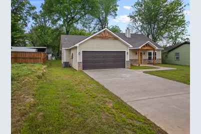 226 Moreland, Pittsburg, TX 75686 - Photo 3