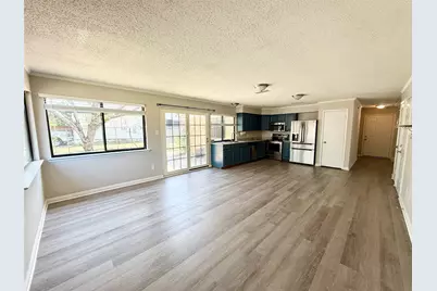 2107 Rockwood Drive, Carrollton, TX 75007 - Photo 3