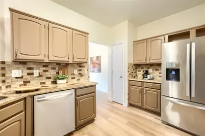 2157 Falcon Ridge Drive, Carrollton, TX 75010 - Photo 15