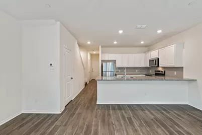 805 S 6th Street, Bonham, TX 75418 - Photo 7