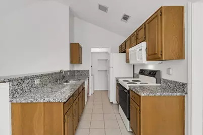 2018 Embassy Way, Carrollton, TX 75006 - Photo 7