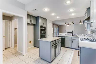 2930 Willow Creek Drive, Grapevine, TX 76051 - Photo 7