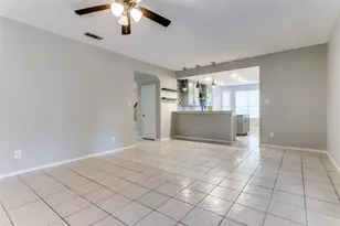 2930 Willow Creek Dr, Grapevine, TX 76051 - Photo 5