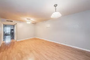 4633 Waterway Dr N, Fort Worth, TX 76137 - Photo 9