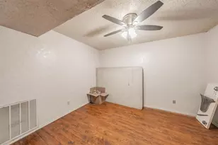 4633 Waterway Dr N, Fort Worth, TX 76137 - Photo 17